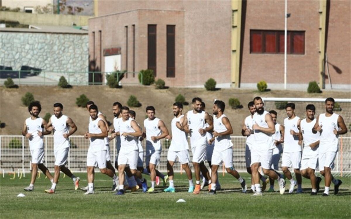 استقلال با خرید جدیدش تمرین کرد