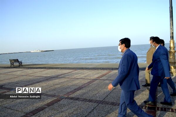 همایش پیاده‌روی همکاران فرهنگی در بوشهر