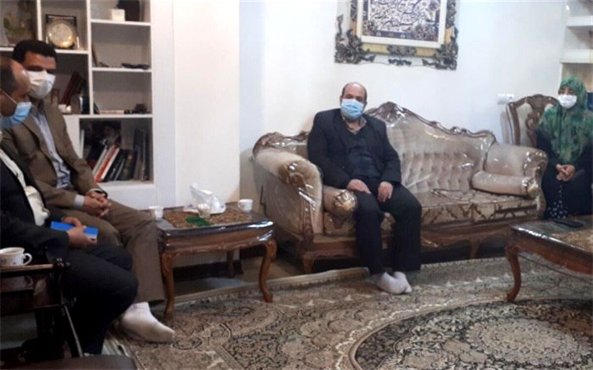 خانواده شهدا نمونه بارز‌ ایثار و از خودگذشتگی هستند