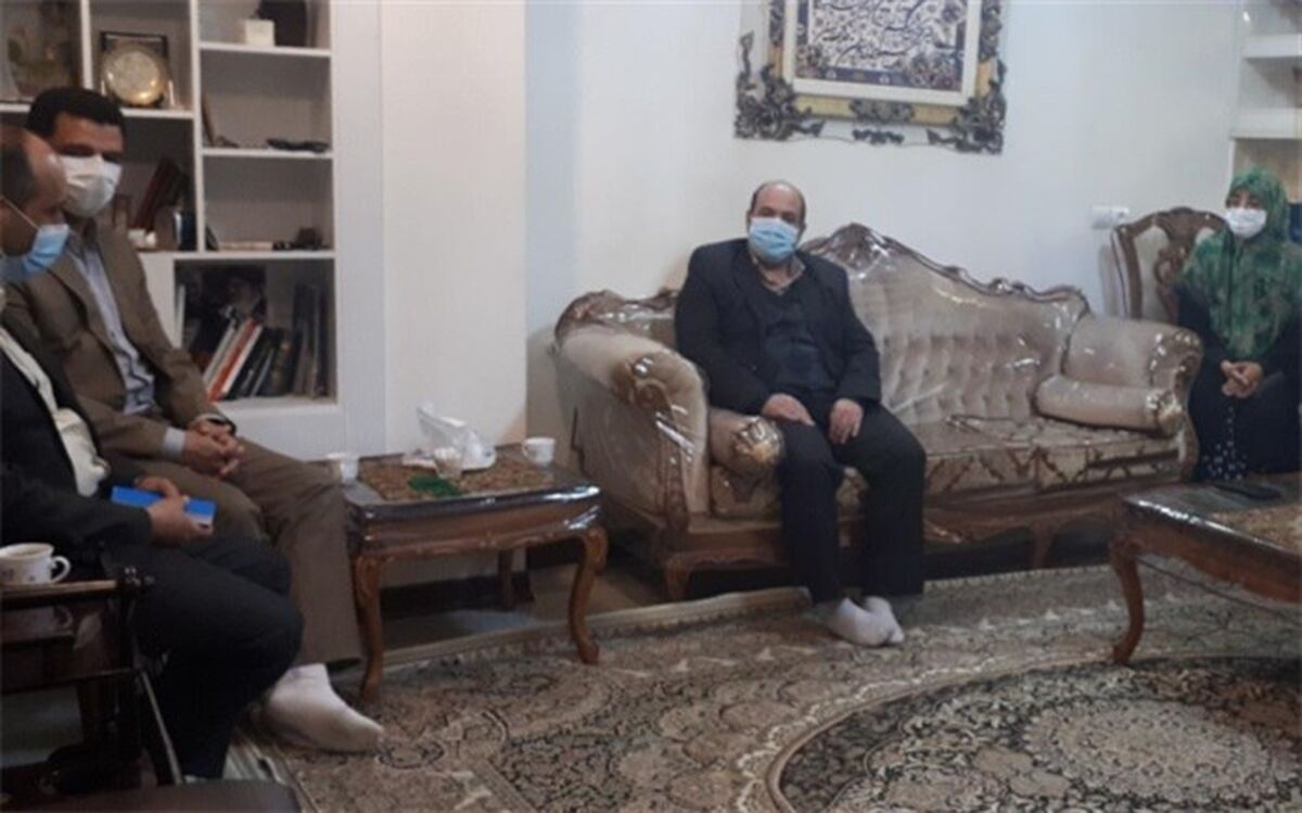خانواده شهدا نمونه بارز‌ ایثار و از خودگذشتگی هستند