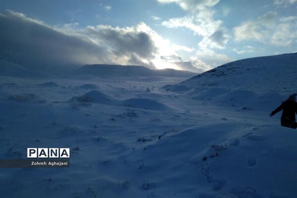 طبیعت برفی و هوای پاک در روستای بیدهند قم