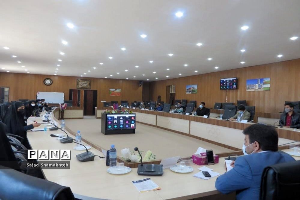 جلسه  مجمع نخبگان نوجوان و دانش‌آموزی  استان بوشهر