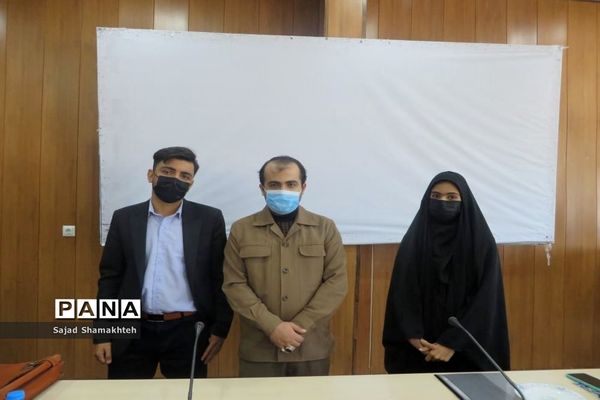 جلسه  مجمع نخبگان نوجوان و دانش‌آموزی  استان بوشهر