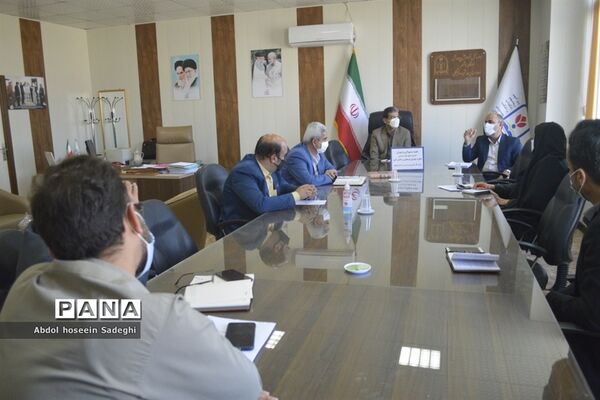 جلسه مسئولان و دبیران کنگره شهدای فرهنگی و دانش‌آموز آموزش و پرورش استان بوشهر