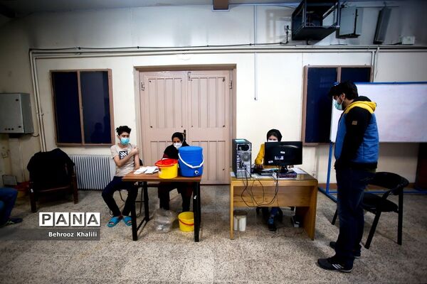 واکسیناسیون دانشجویان ساکن در کوی دانشگاه
