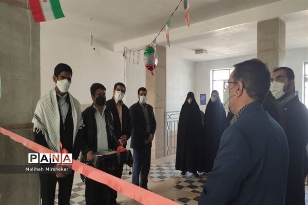 افتتاح نمایشگاه «مدرسه انقلاب» در زابل