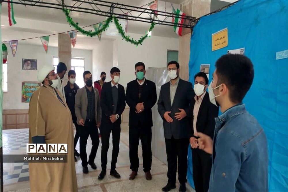 افتتاح نمایشگاه «مدرسه انقلاب» در زابل