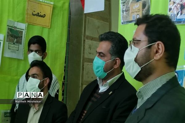 افتتاح نمایشگاه «مدرسه انقلاب» در زابل