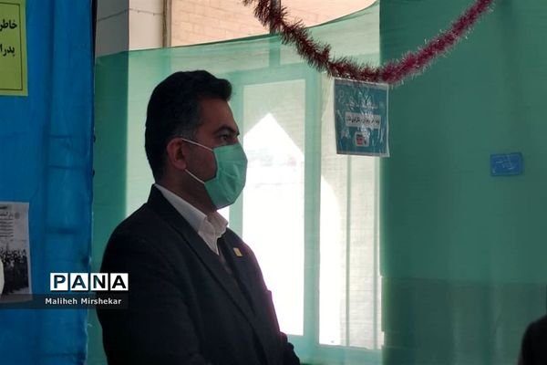 افتتاح نمایشگاه «مدرسه انقلاب» در زابل