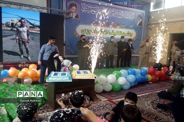 برگزاری جشن تکلیف در دبیرستان پسرانه شهید حیدر جلیلوند
