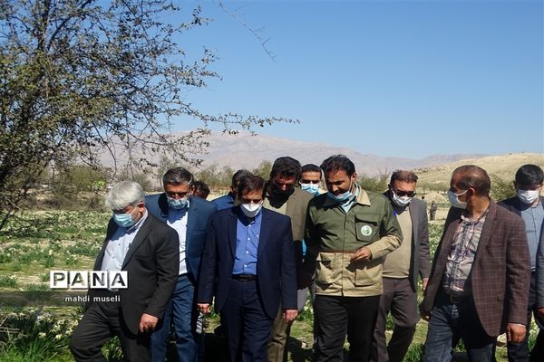 سفر یک روزه معاون استاندار و فرماندار ویژه شهرستان کازرون به بخش جره و بالاده