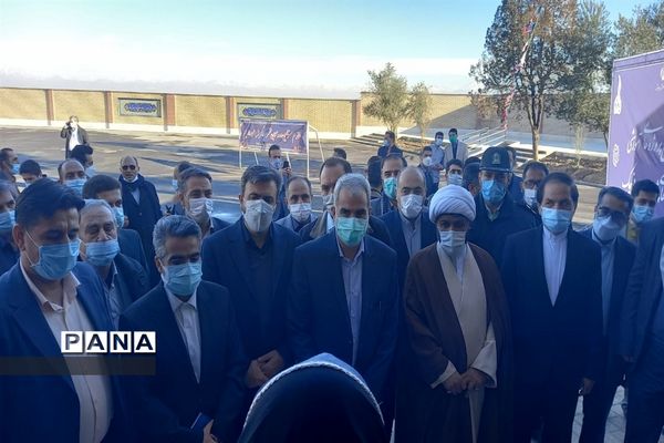 افتتاح طرح های آموزشی با حضور وزیر آموزش و پرورش در شهرستان پیشوا