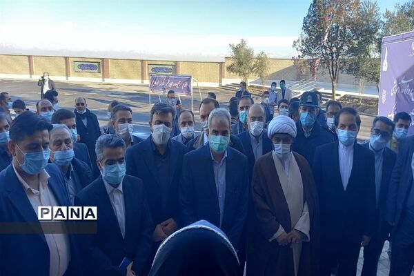 افتتاح طرح های آموزشی با حضور وزیر آموزش و پرورش در شهرستان پیشوا