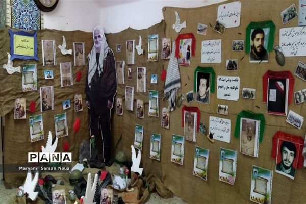 آیین افتتاح نمایشگاه دستاوردهای انقلاب در مدارس آباده