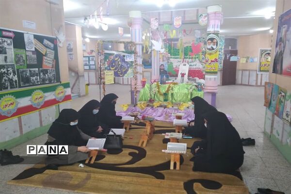 مراسم عطر افشانی و غبار روبی مزار شهدا در اهواز