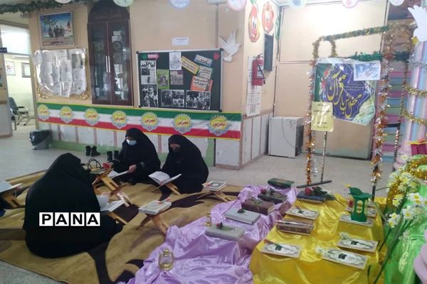 مراسم عطر افشانی و غبار روبی مزار شهدا در اهواز