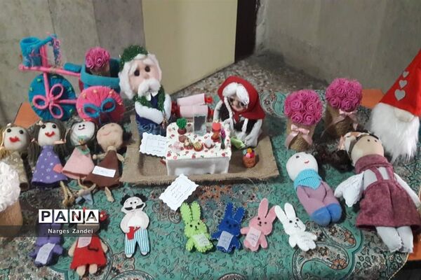 نمایشگاه دست سازه‌های دانش‌آموزی مدارس ملارد