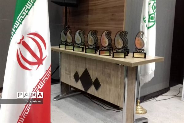 برگزاری همایش شعرانقلاب در شهرستان ملارد