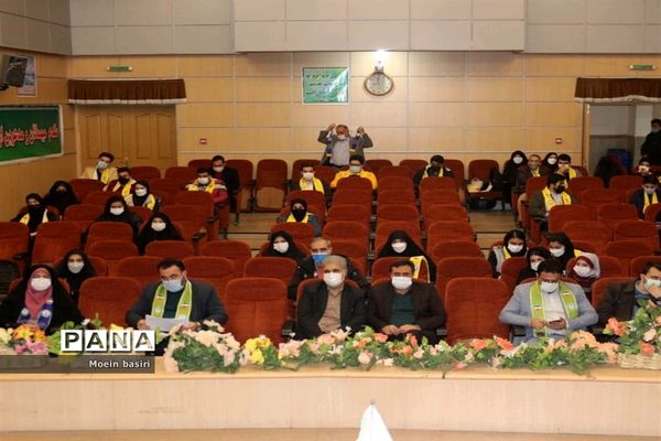 نشست مطالبه‌گری نمایندگان مجلس دانش‌آموزی استان قزوین