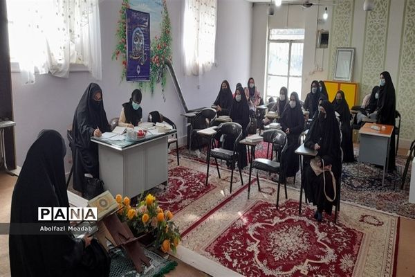 آغاز چهلمین دوره مسابقات قرآن عترت و نماز دانش‌آموزان متوسطه اول و دوم، خلیل آباد