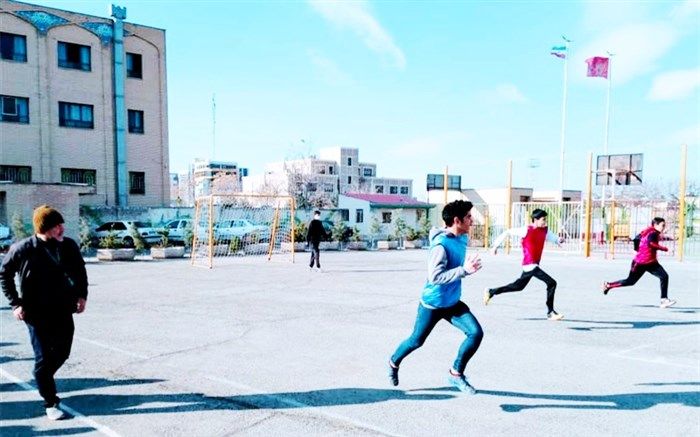 برگزاری مسابقات ورزشی مدارس با هدف مبارزه با کم تحرکی
