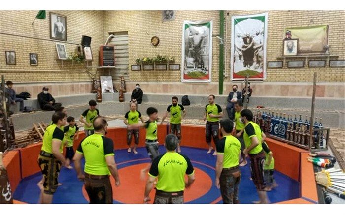 باستانی‌کاران فرهنگی قم ایام دهه فجر را گرامی داشتند