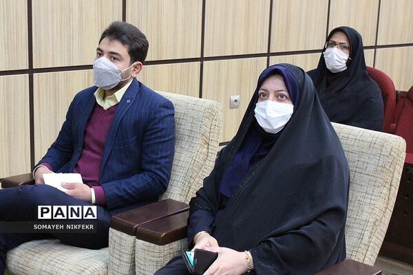 وبینار زنگ دانش با موضوع روانشناسی ثروت در  اداره‌کل شهرستان‌های تهران