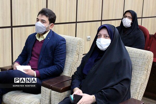 وبینار زنگ دانش با موضوع روانشناسی ثروت در  اداره‌کل شهرستان‌های تهران
