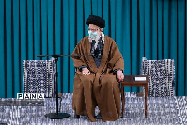 دیدار فرماندهان و کارکنان نیروی هوایی و پدافند هوایی ارتش با رهبر انقلاب