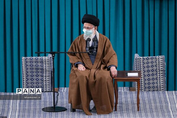 دیدار فرماندهان و کارکنان نیروی هوایی و پدافند هوایی ارتش با رهبر انقلاب