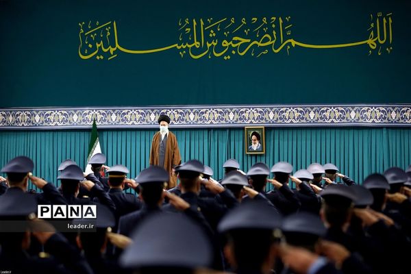 دیدار فرماندهان و کارکنان نیروی هوایی و پدافند هوایی ارتش با رهبر انقلاب