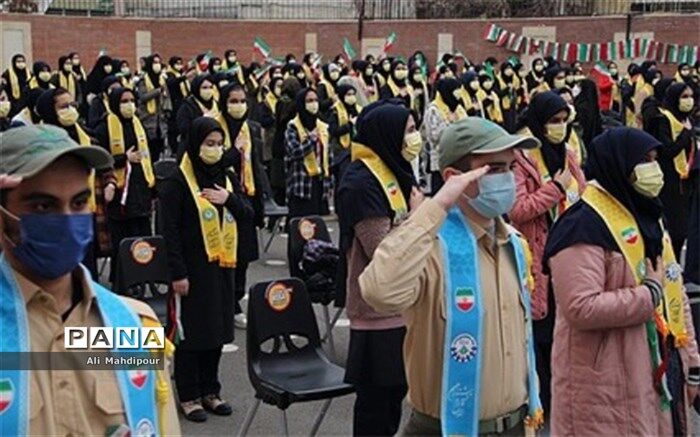 برگزاری مانور یاوران انقلاب، موجب تقویت روحیه مسئولیت‌پذیری در دانش‌آموزان است
