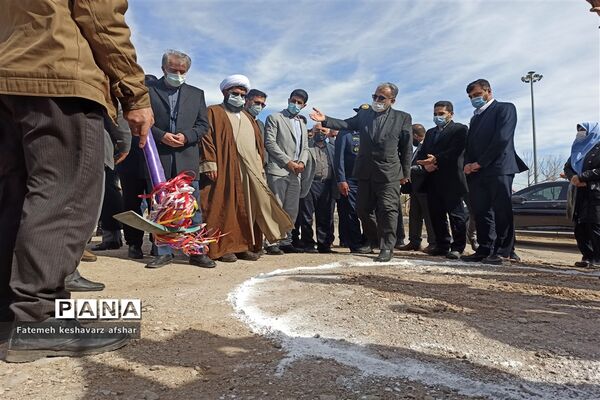 آیین کلنگ زنی مدرسه خیریه در شهرقدس