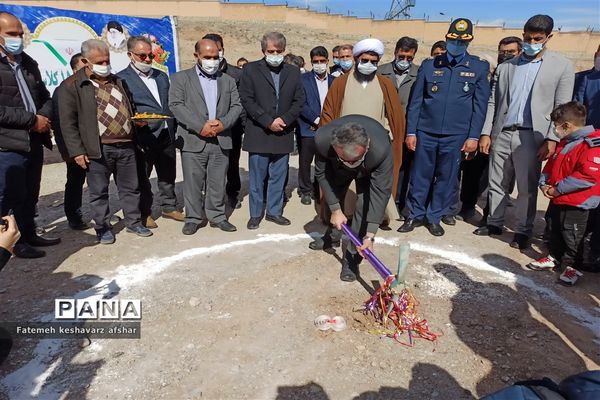 آیین کلنگ زنی مدرسه خیریه در شهرقدس