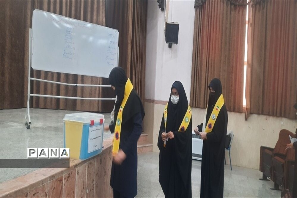 برگزاری انتخابات مجلس دانش‌آموزی برخوار