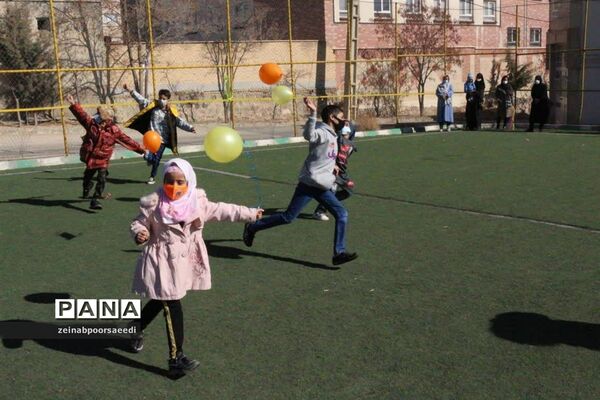 جشنواره پرواز بادبادک‌ها در فیروزکوه