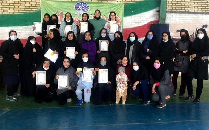 مسابقات دو و میدانی دختران ۱۸ نفر برگزیده  و حکم قهرمانی داشت