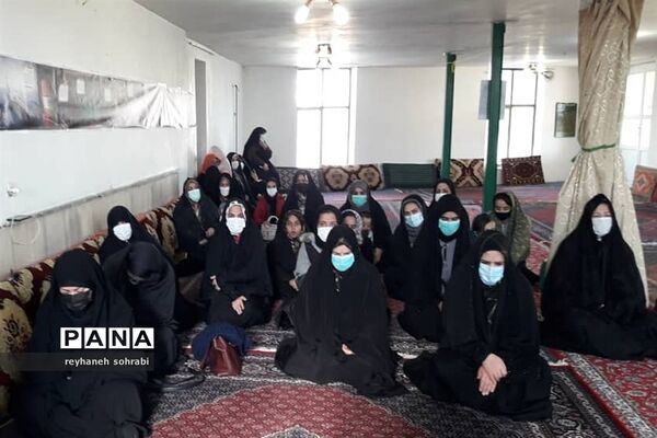 مراسم گرامیداشت دهه فجر در مسجد اتابک شهر آبسرد