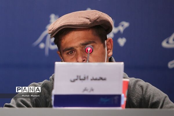 نشست خبری فیلم «درب» در چهلمین جشنواره فیلم فجر