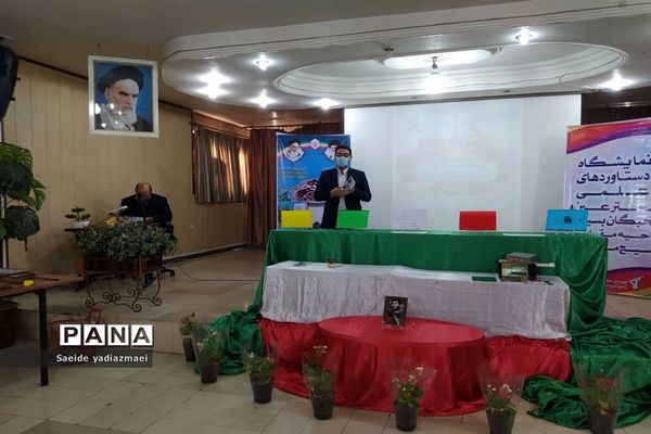 برپایی نمایشگاه مخترعان و نخبگان بسیجی منطقه ۱۵