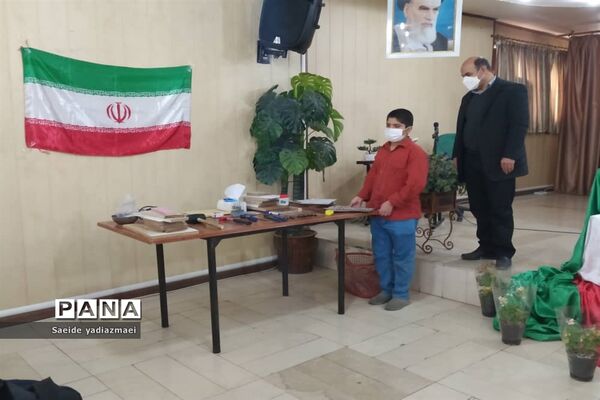 برپایی نمایشگاه مخترعان و نخبگان بسیجی منطقه ۱۵