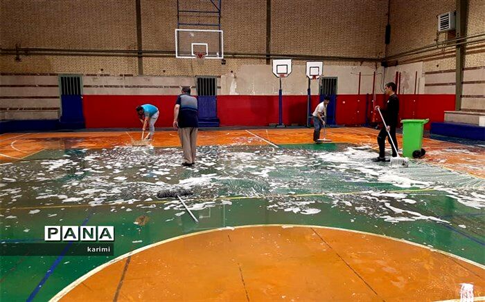استفاده رایگان دانش‌آموزان به همراه خانواده‌هایشان از مجموعه‌های ورزشی فراهم شد