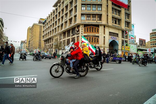 راهپیمایی موتوری 22 بهمن تهران