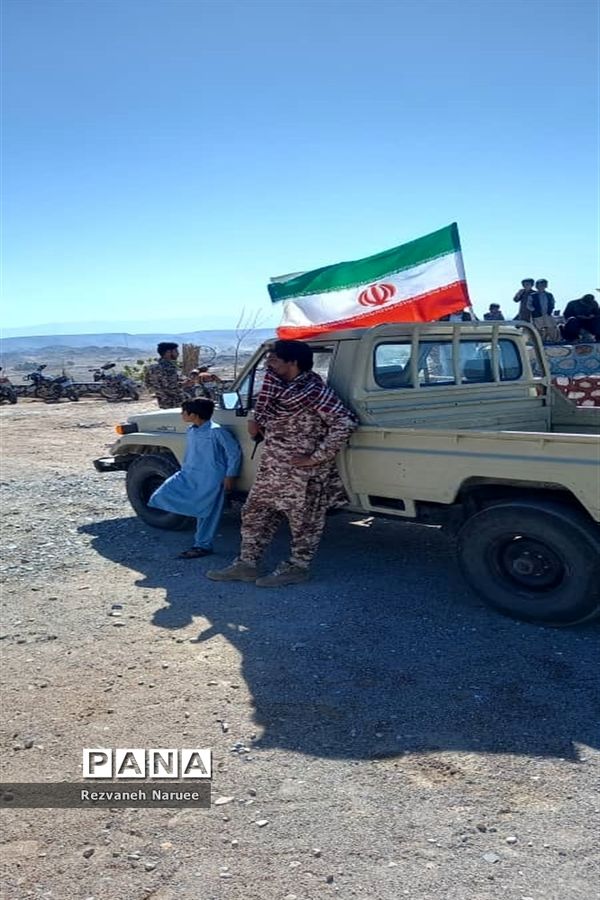 شور و شوق مردم بزمان در چهل و سومین جشن پیروزی انقلاب اسلامی