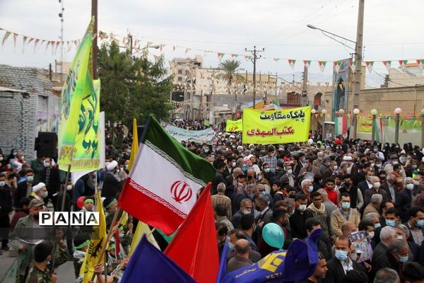 حضور پرشور دانش‌آموزان و فرهنگیان بهبهانی در راهپیمایی یوم الله 22 بهمن ماه