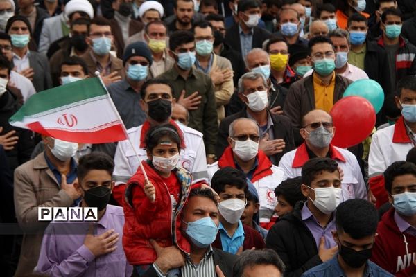 حضور پرشور دانش‌آموزان و فرهنگیان بهبهانی در راهپیمایی یوم الله 22 بهمن ماه