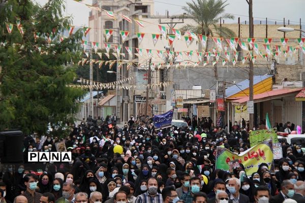 حضور پرشور دانش‌آموزان و فرهنگیان بهبهانی در راهپیمایی یوم الله 22 بهمن ماه