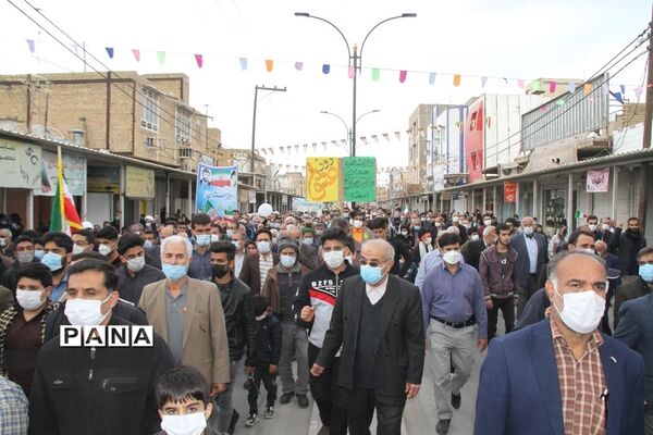 حضور پرشور دانش‌آموزان و فرهنگیان بهبهانی در راهپیمایی یوم الله 22 بهمن ماه