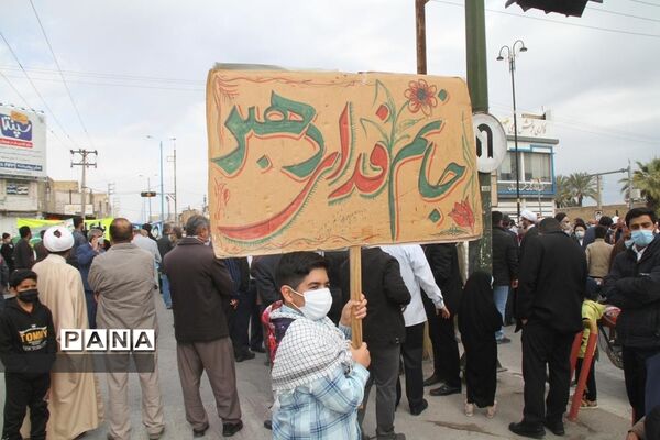 حضور پرشور دانش‌آموزان و فرهنگیان بهبهانی در راهپیمایی یوم الله 22 بهمن ماه