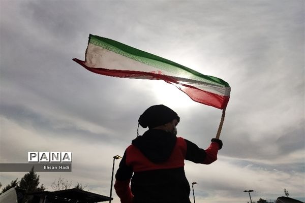 جلوه‌هایی از جشن ۲۲ بهمن در مشهد